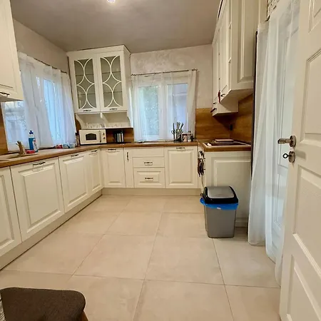 Lejlighed Maisonette In The Center Of *